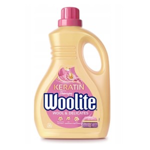 Woolite Keratin Therapy Delicate Detergent for delicate fabrics and wool 1.8L